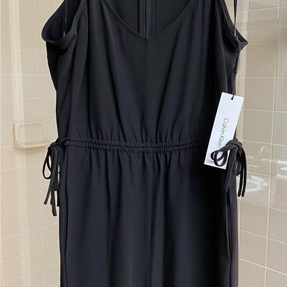 NWT Calvin Klein Jumpsuit - Picture 7 of 10